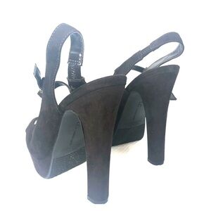 EUC-LAUREN Conrad Peep Toe Dark brown Suede  Pumps